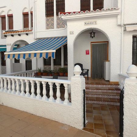 Villa Magerit, Entire Home 5 Minutes Easy Walk To Sandy Beach 拉马他 外观 照片