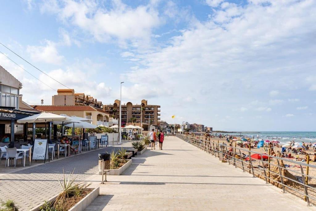 Villa Magerit, Entire Home 5 Minutes Easy Walk To Sandy Beach 拉马他 外观 照片
