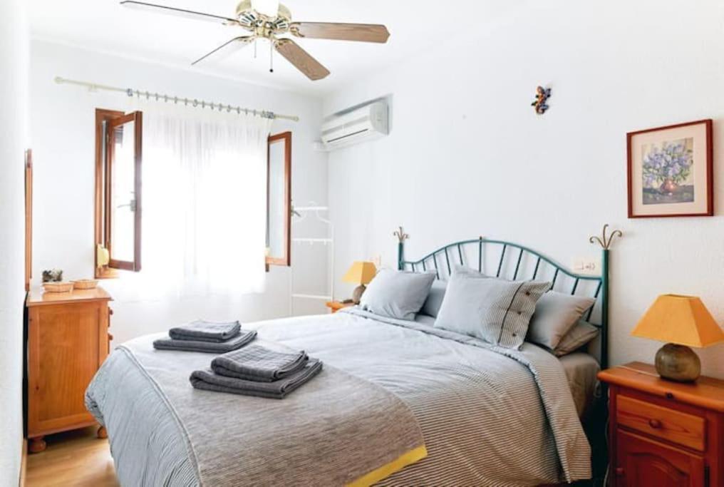 Villa Magerit, Entire Home 5 Minutes Easy Walk To Sandy Beach 拉马他 外观 照片